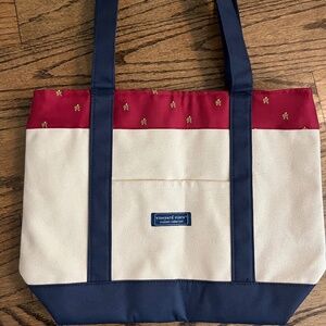 Vineyard Vines Classic Tote NWOT